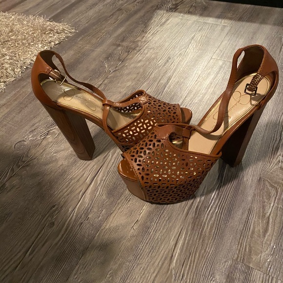 neutral platform heels